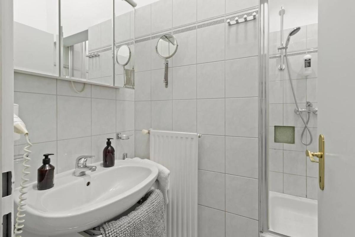 Neben Augarten I 5 Min To Metro I 10 Min To Appartement