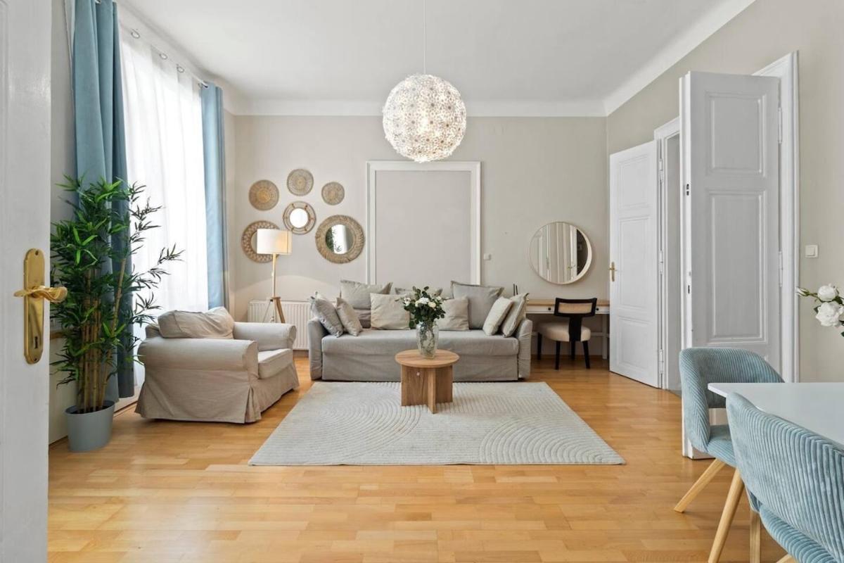 Appartement Neben Augarten I 5 Min To Metro I 10 Min To *