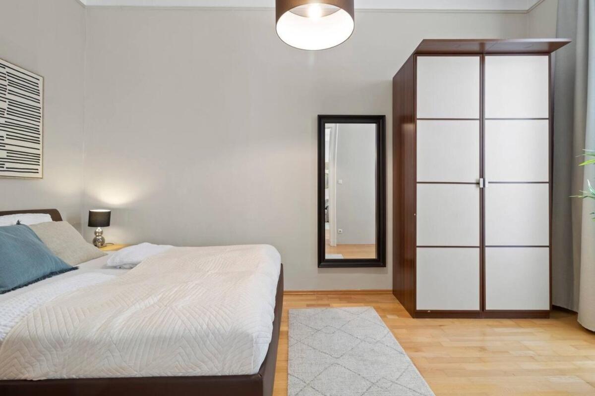 Appartement Neben Augarten I 5 Min To Metro I 10 Min To